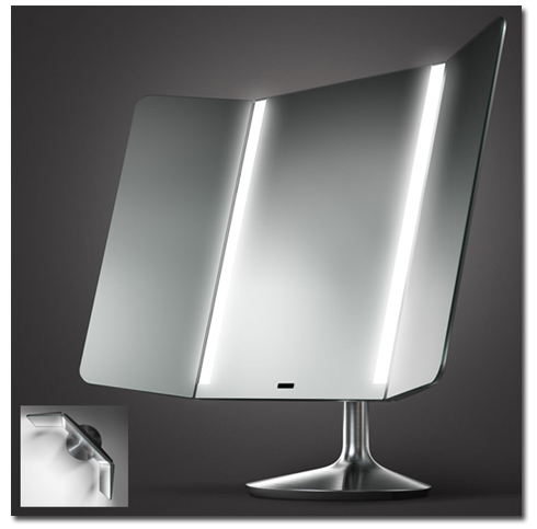 3 D - Spiegel mit beweglichen Seitenspiegeln und LED-Beleuchtung
